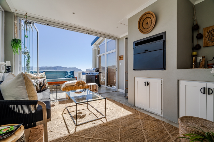 4 Bedroom Property for Sale in Simons Kloof Western Cape